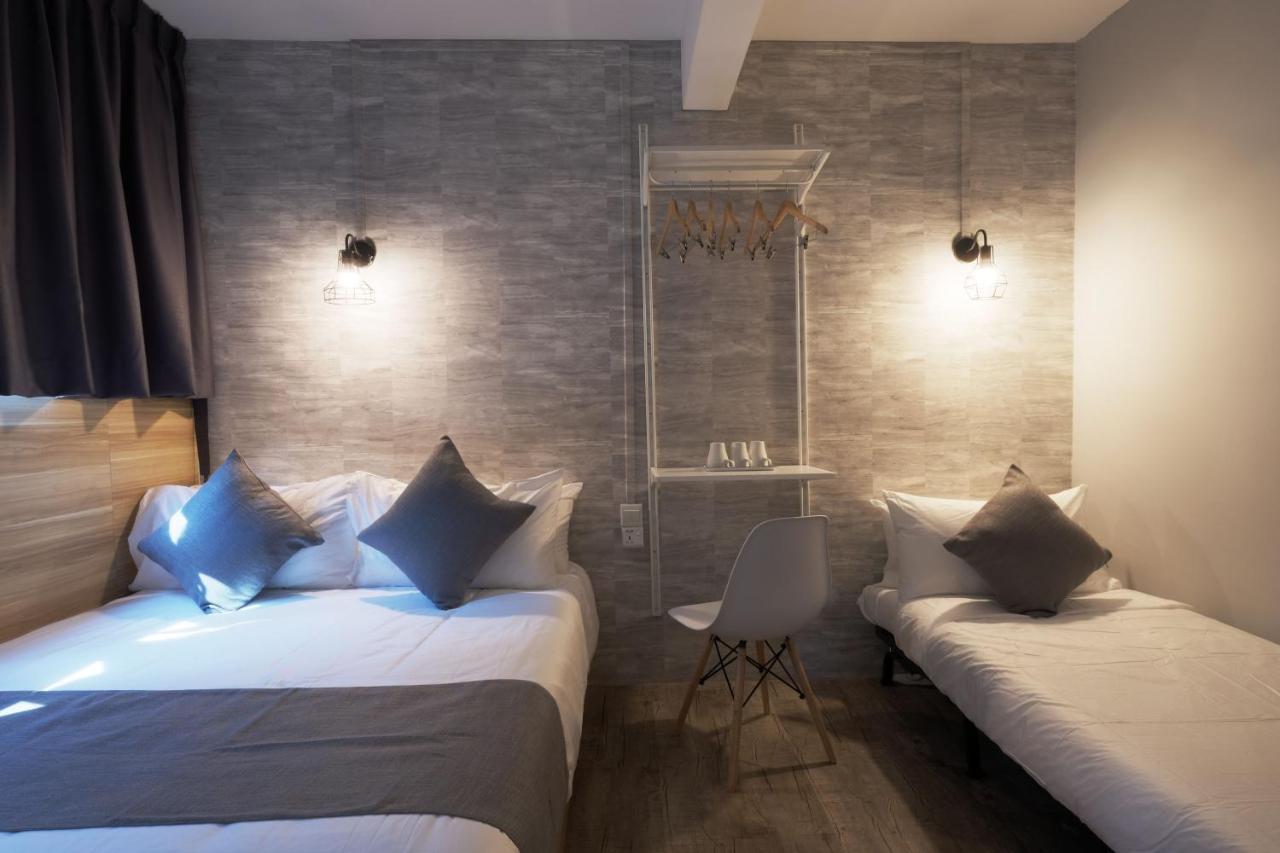 Q Loft Hotels At Bedok Singapore Exteriör bild