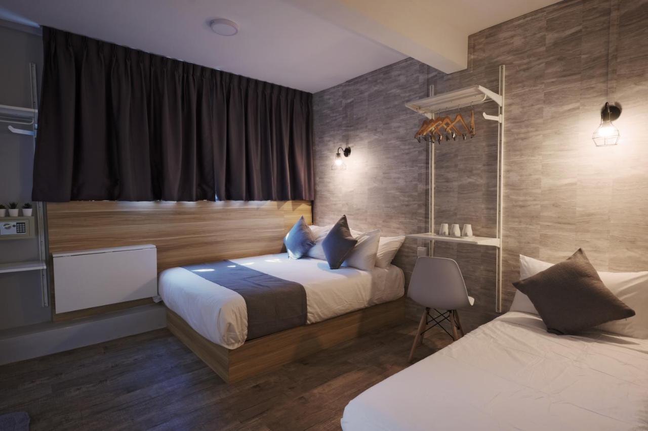 Q Loft Hotels At Bedok Singapore Exteriör bild